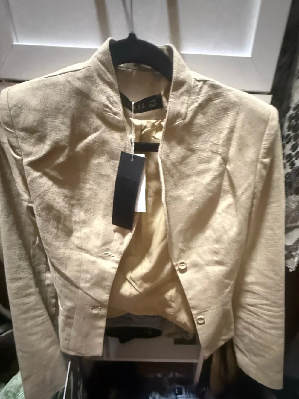 NWT! Lioness Cropped Collarless Jacket in Light Tan